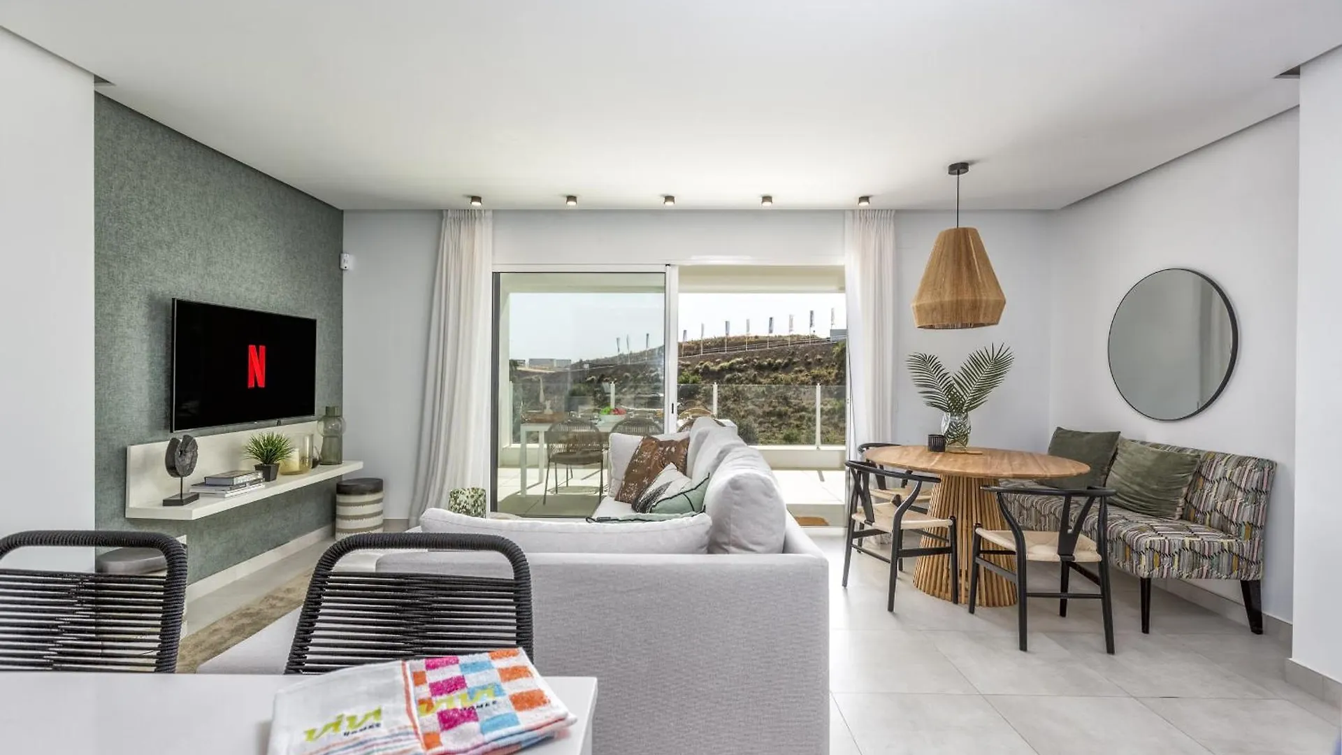 Apartment Vivi Homes - Casa Element Pool, Terrace & Golf Marbella