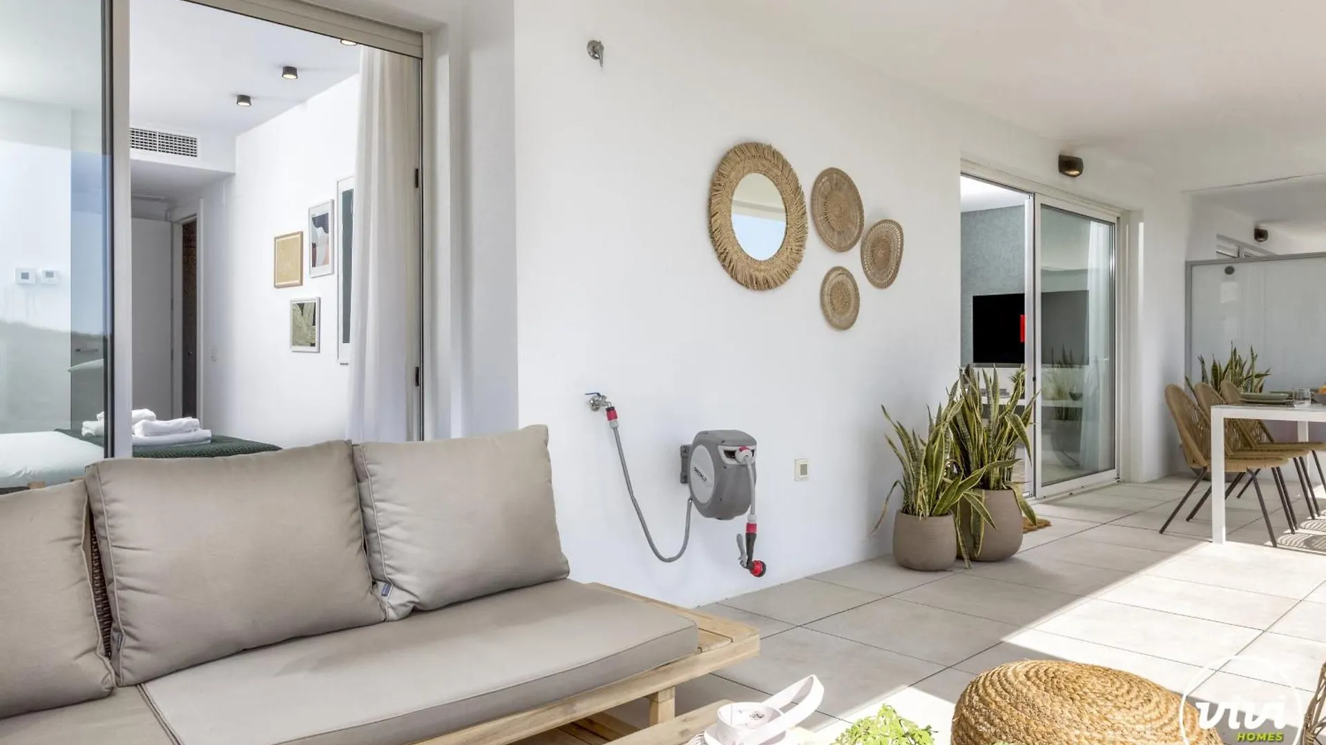 Vivi Homes - Casa Element Pool, Terrace & Golf Marbella España