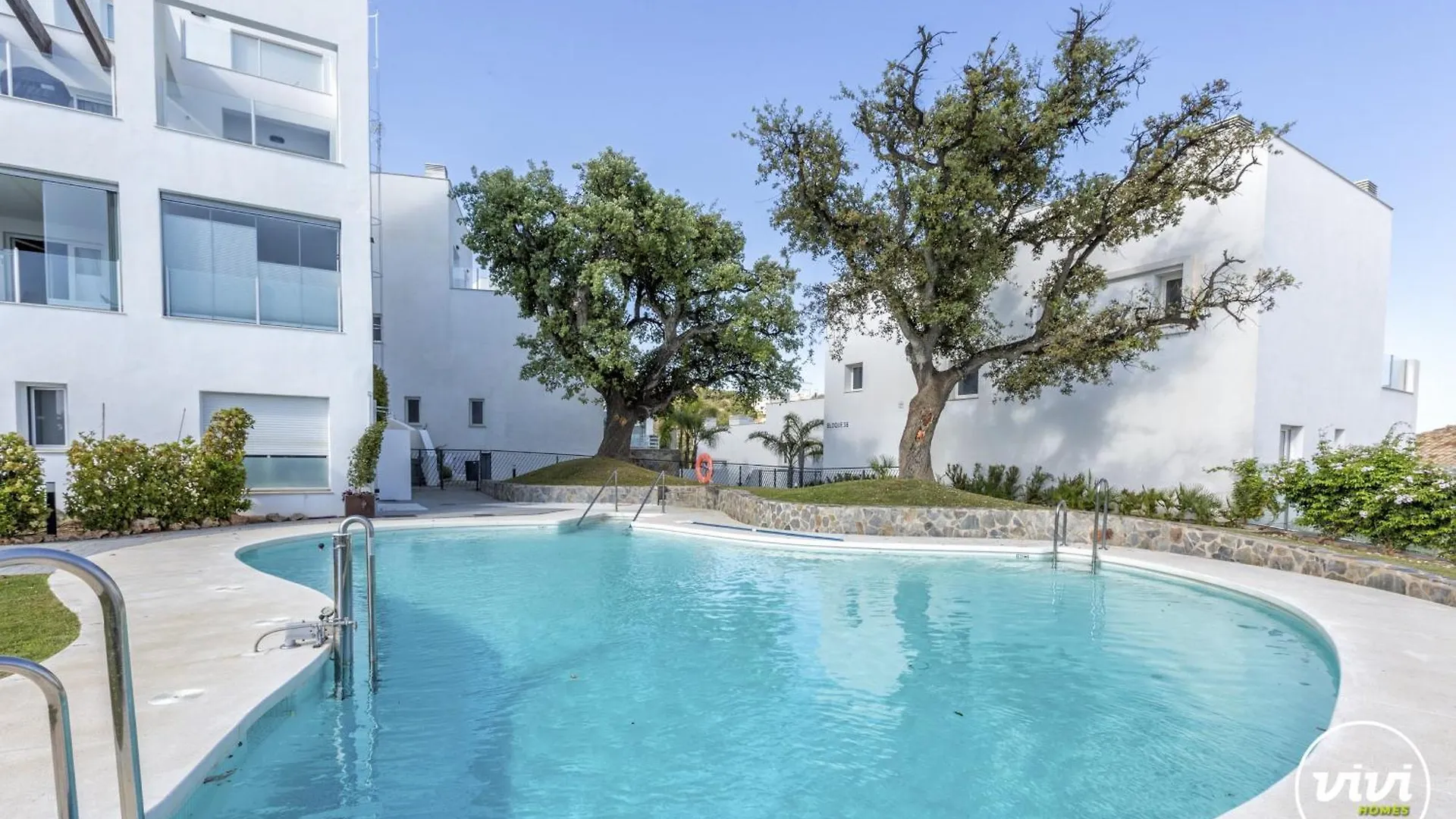 Vivi Homes - Casa Element Pool, Terrace & Golf Marbella